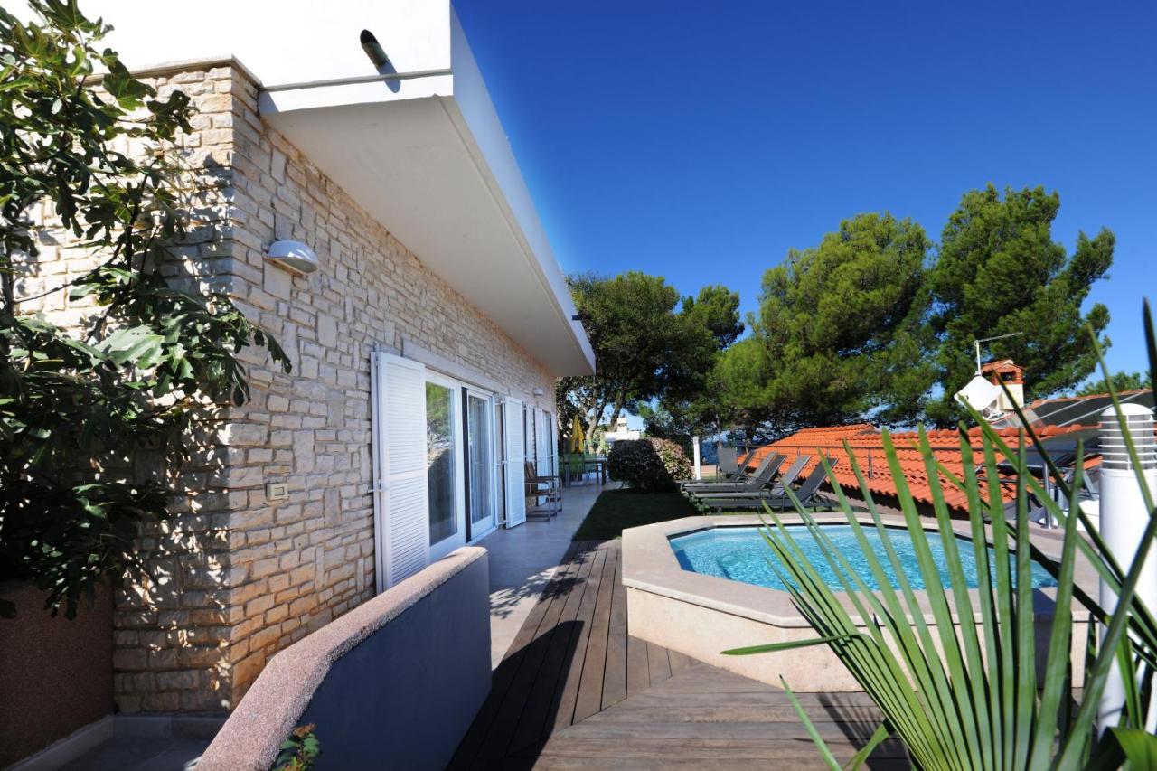 Villa Cablex Crveni Vrh Exterior foto